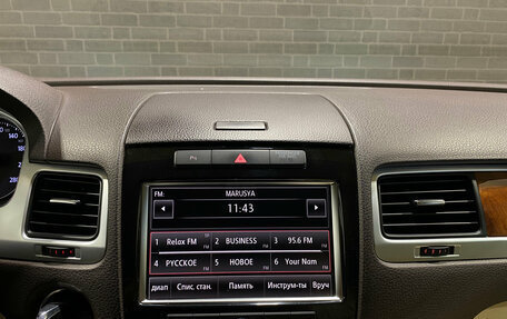 Volkswagen Touareg III, 2011 год, 1 950 000 рублей, 12 фотография