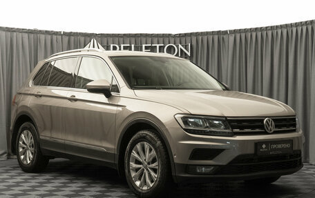 Volkswagen Tiguan II, 2017 год, 1 900 000 рублей, 2 фотография