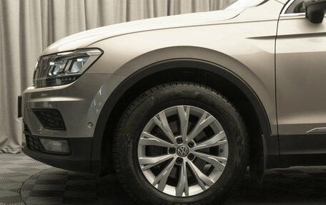 Volkswagen Tiguan II, 2017 год, 1 900 000 рублей, 28 фотография