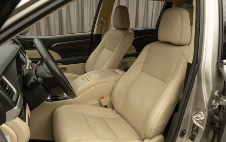 Toyota Highlander III, 2014 год, 2 930 000 рублей, 9 фотография