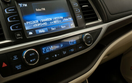 Toyota Highlander III, 2014 год, 2 930 000 рублей, 24 фотография