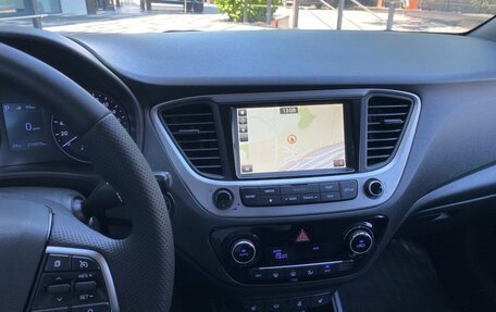 Hyundai Solaris II рестайлинг, 2018 год, 999 000 рублей, 14 фотография