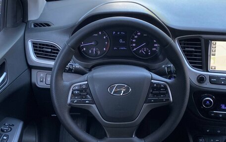 Hyundai Solaris II рестайлинг, 2018 год, 999 000 рублей, 12 фотография