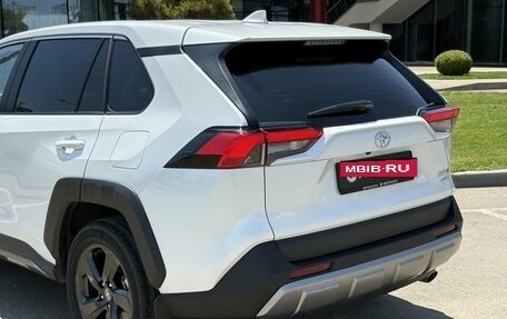 Toyota RAV4, 2022 год, 3 395 000 рублей, 11 фотография