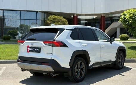 Toyota RAV4, 2022 год, 3 395 000 рублей, 5 фотография