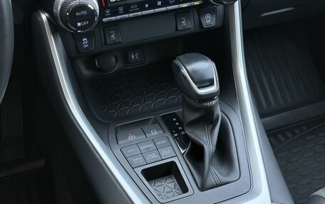 Toyota RAV4, 2022 год, 3 395 000 рублей, 29 фотография