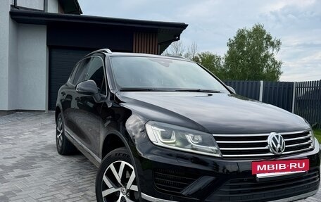 Volkswagen Touareg III, 2017 год, 3 780 000 рублей, 2 фотография