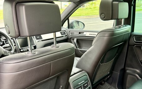 Volkswagen Touareg III, 2017 год, 3 780 000 рублей, 11 фотография