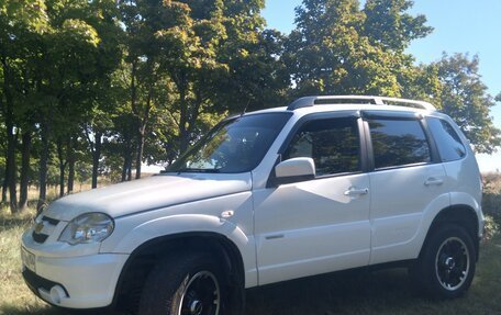 Chevrolet Niva I рестайлинг, 2013 год, 590 000 рублей, 3 фотография