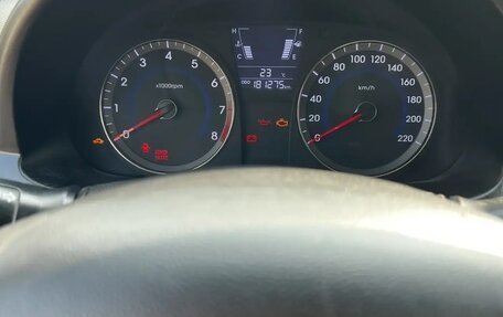 Hyundai Solaris II рестайлинг, 2012 год, 750 000 рублей, 6 фотография