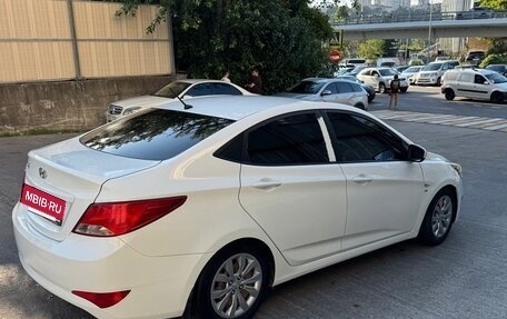 Hyundai Solaris II рестайлинг, 2016 год, 500 000 рублей, 4 фотография