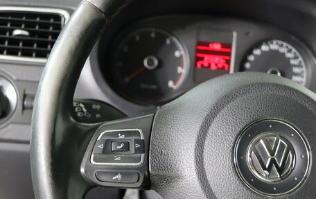 Volkswagen Polo VI (EU Market), 2011 год, 619 990 рублей, 11 фотография
