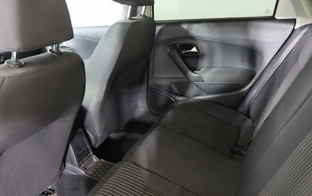 Volkswagen Polo VI (EU Market), 2011 год, 619 990 рублей, 19 фотография