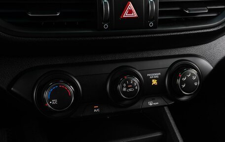 KIA K3, 2019 год, 1 399 000 рублей, 16 фотография