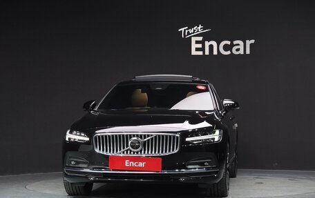 Volvo S90 II рестайлинг, 2024 год, 4 970 000 рублей, 4 фотография