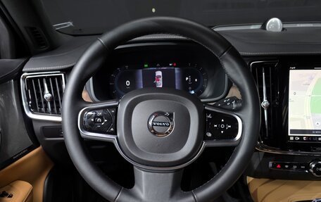 Volvo S90 II рестайлинг, 2024 год, 4 970 000 рублей, 7 фотография