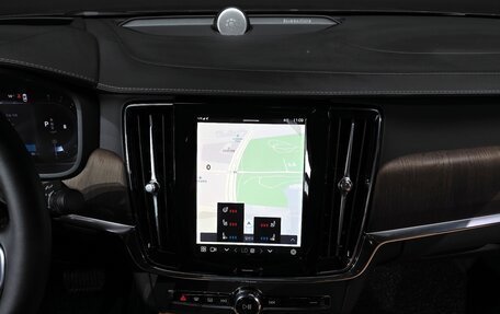 Volvo S90 II рестайлинг, 2024 год, 4 970 000 рублей, 8 фотография