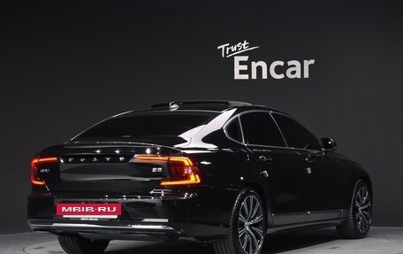Volvo S90 II рестайлинг, 2024 год, 4 970 000 рублей, 2 фотография
