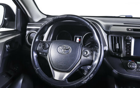 Toyota RAV4, 2017 год, 2 390 000 рублей, 16 фотография