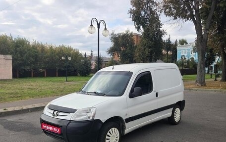 Peugeot Partner II рестайлинг 2, 2010 год, 320 000 рублей, 1 фотография