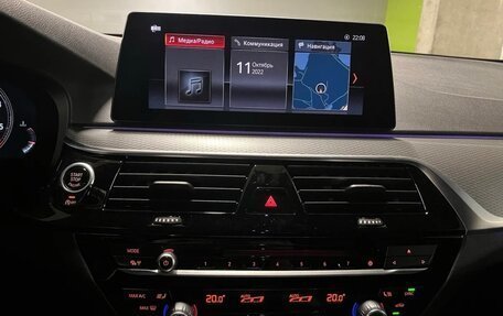 BMW 5 серия, 2019 год, 4 050 000 рублей, 19 фотография