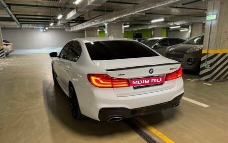 BMW 5 серия, 2019 год, 4 050 000 рублей, 12 фотография