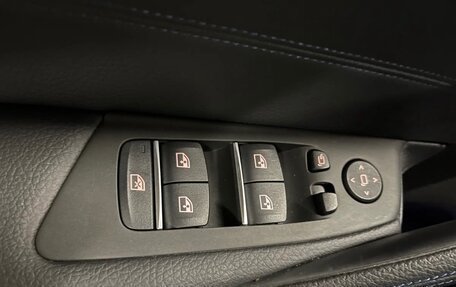 BMW 5 серия, 2019 год, 4 050 000 рублей, 21 фотография