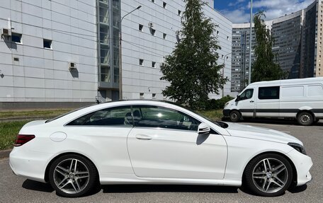 Mercedes-Benz E-Класс, 2015 год, 2 180 000 рублей, 7 фотография