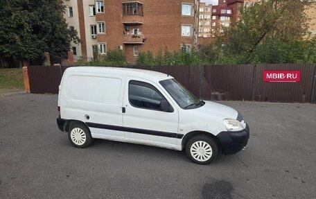 Peugeot Partner II рестайлинг 2, 2010 год, 320 000 рублей, 3 фотография