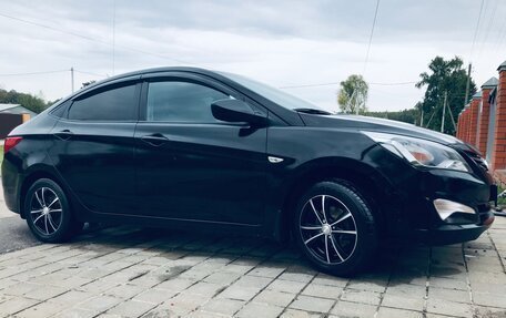 Hyundai Solaris II рестайлинг, 2014 год, 600 000 рублей, 2 фотография