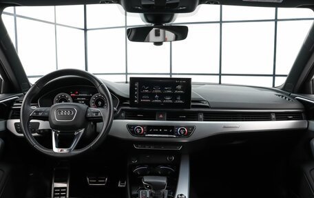 Audi A4, 2021 год, 3 990 000 рублей, 12 фотография
