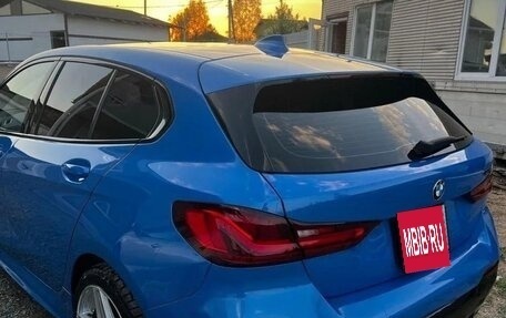 BMW 1 серия, 2023 год, 1 300 000 рублей, 9 фотография