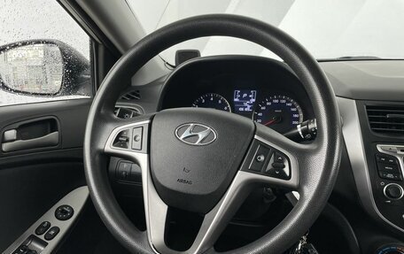 Hyundai Solaris II рестайлинг, 2014 год, 818 000 рублей, 14 фотография