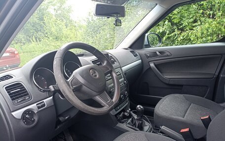 Skoda Yeti I рестайлинг, 2014 год, 1 250 000 рублей, 7 фотография