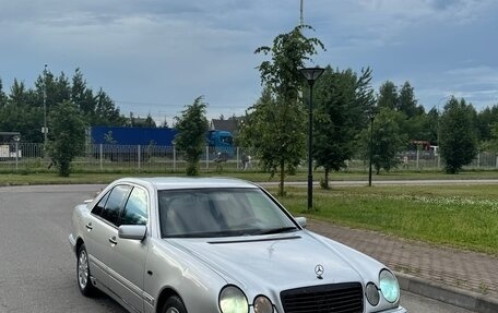 Mercedes-Benz E-Класс, 1998 год, 275 000 рублей, 9 фотография