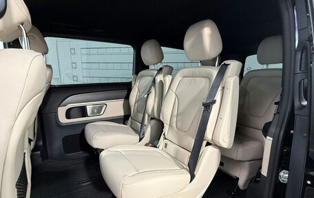 Mercedes-Benz V-Класс, 2025 год, 13 600 000 рублей, 2 фотография