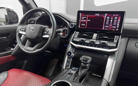 Toyota Land Cruiser, 2022 год, 12 499 900 рублей, 10 фотография