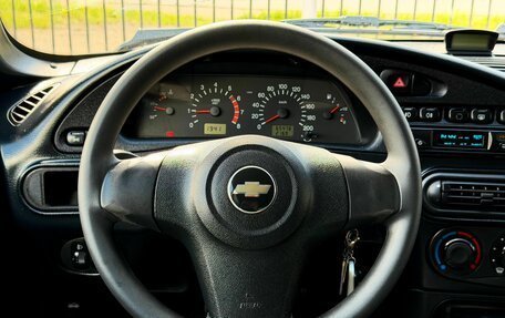 Chevrolet Niva I рестайлинг, 2016 год, 799 000 рублей, 12 фотография