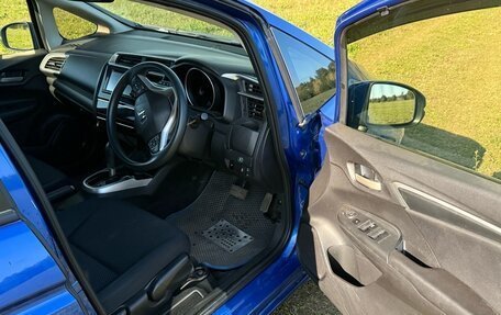 Honda Fit III, 2017 год, 950 000 рублей, 3 фотография