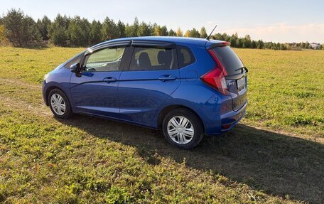 Honda Fit III, 2017 год, 950 000 рублей, 11 фотография
