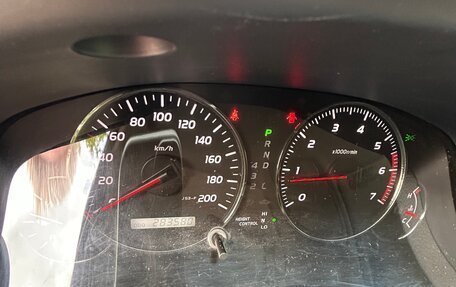 Toyota Land Cruiser Prado 120 рестайлинг, 2008 год, 2 290 000 рублей, 8 фотография