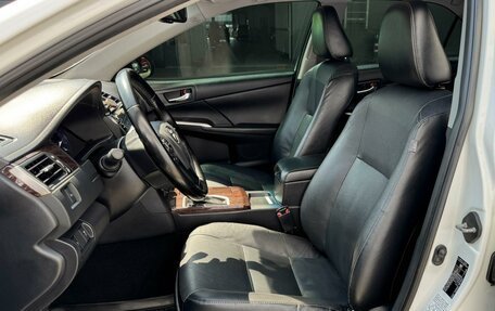 Toyota Camry, 2018 год, 2 399 000 рублей, 10 фотография