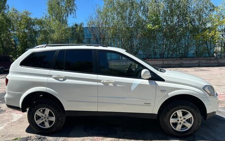 SsangYong Kyron I, 2011 год, 780 000 рублей, 2 фотография