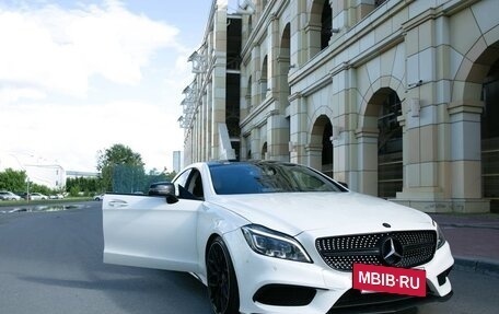 Mercedes-Benz CLS, 2016 год, 3 950 000 рублей, 3 фотография