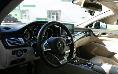 Mercedes-Benz CLS, 2016 год, 3 950 000 рублей, 15 фотография