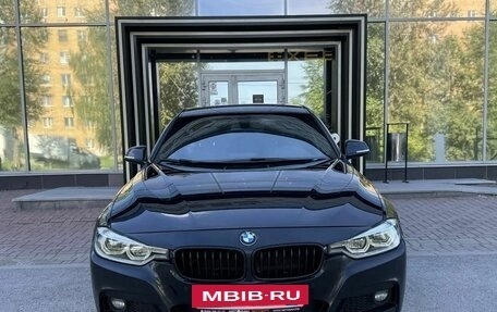 BMW 3 серия, 2018 год, 2 225 000 рублей, 2 фотография