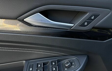 Volkswagen Golf VIII, 2020 год, 2 690 000 рублей, 29 фотография