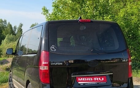 Hyundai H-1 II рестайлинг, 2019 год, 2 100 000 рублей, 2 фотография