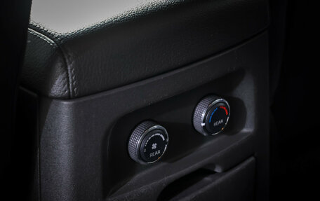 Nissan Pathfinder, 2011 год, 1 099 000 рублей, 15 фотография