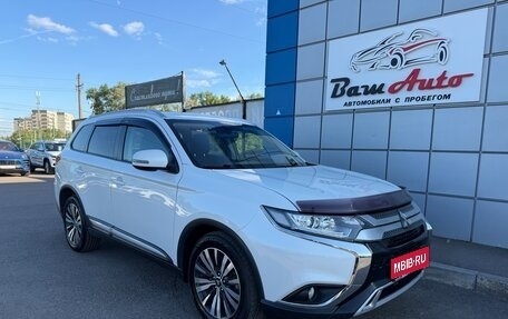 Mitsubishi Outlander III рестайлинг 3, 2019 год, 2 297 000 рублей, 1 фотография